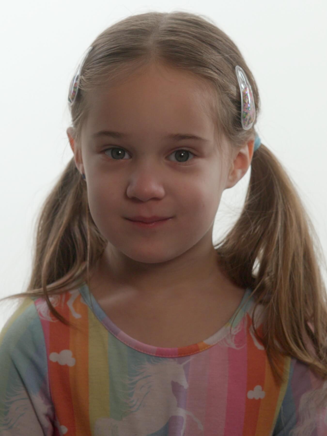 Photo portrait of student.