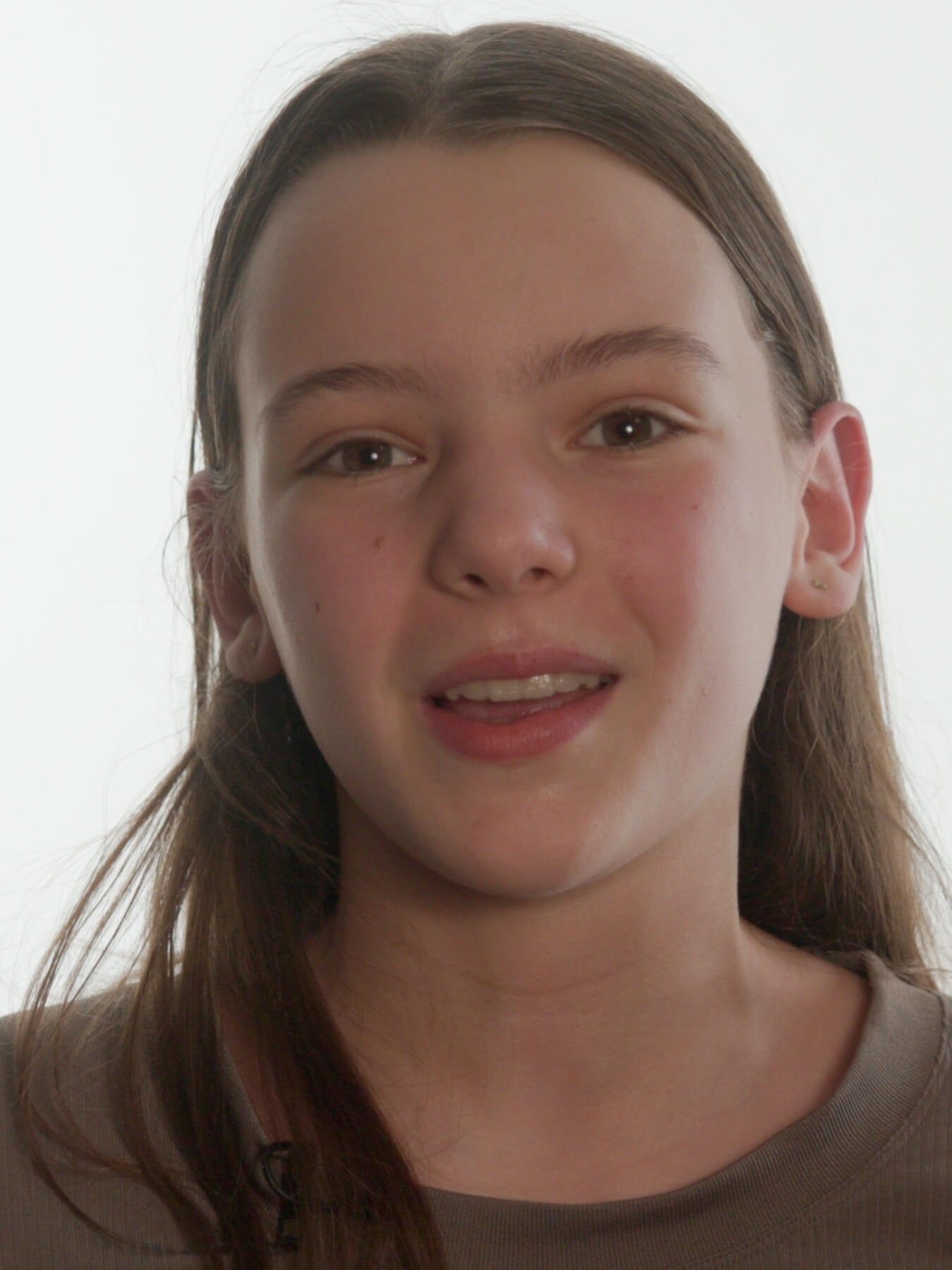 Photo portrait of student.