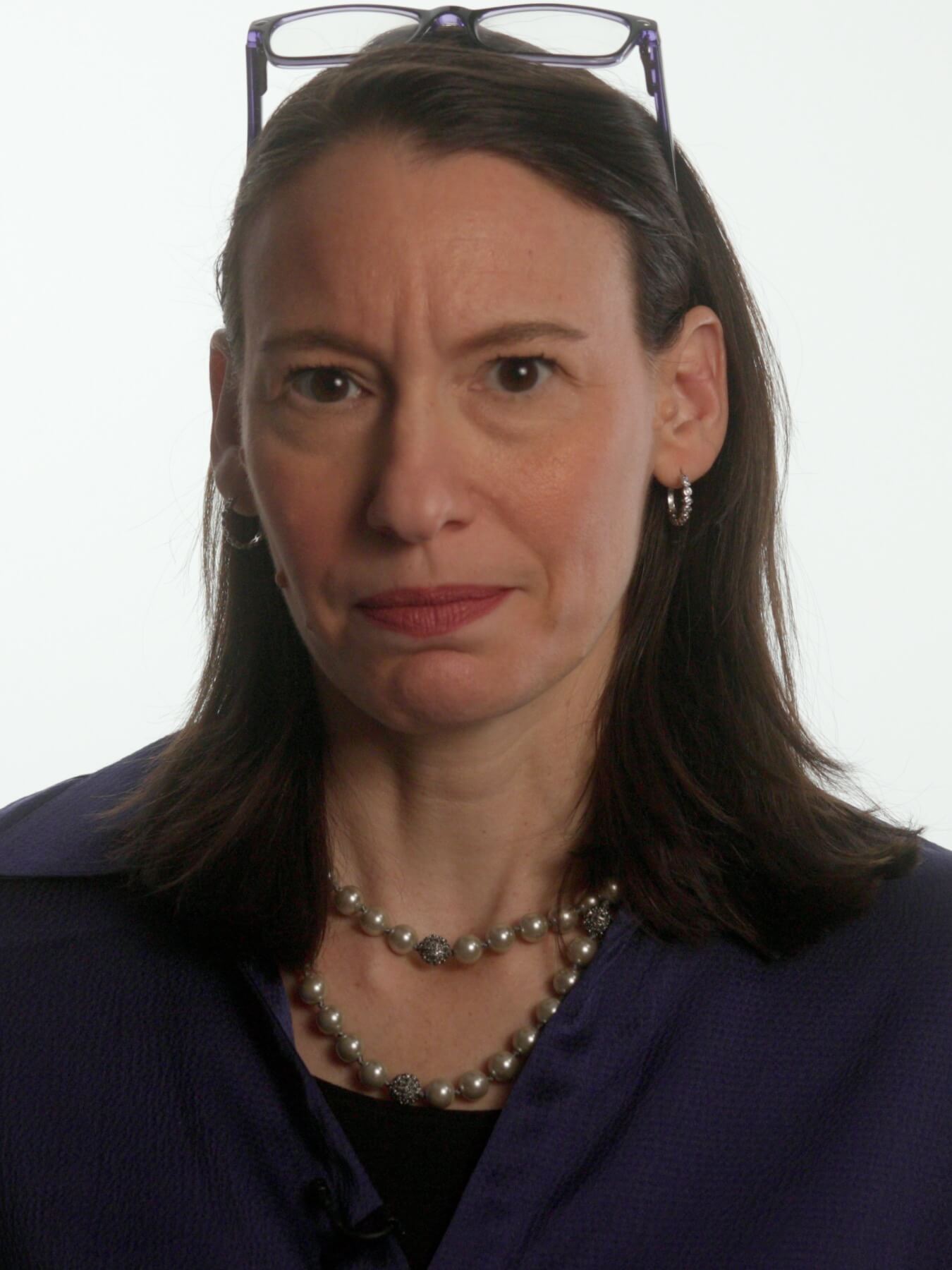 Photo portrait of Dorothy Sandler Meyer.