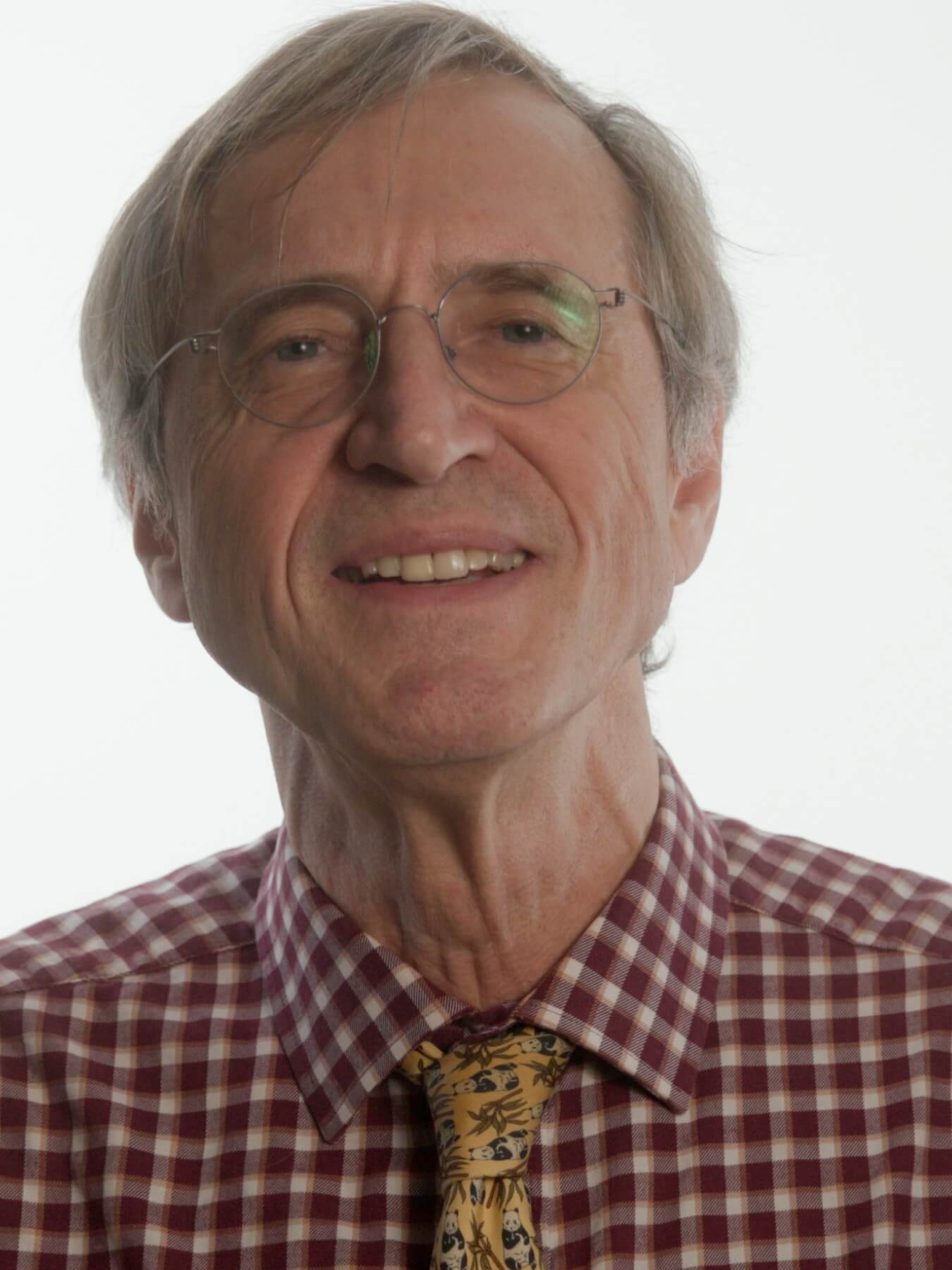 Photo portrait of Paul Deards.